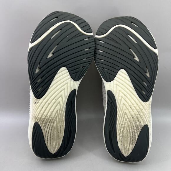 New Balance FuelCell Rebel v3 Shoes Women Size 9.5 White Purple Running Sneakers - Picture 7 of 10